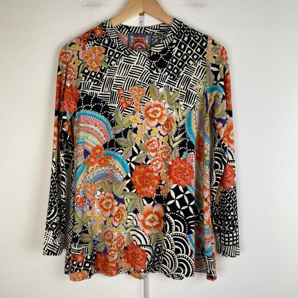 Johnny Was Janie Top Size S Black FLoral Favorite Long Sleeve Crew Swing Tee - Picture 7 of 13